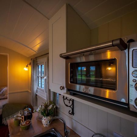 The Pleasant Hut At Mountpleasant Farm Villa Ulverston Exteriör bild